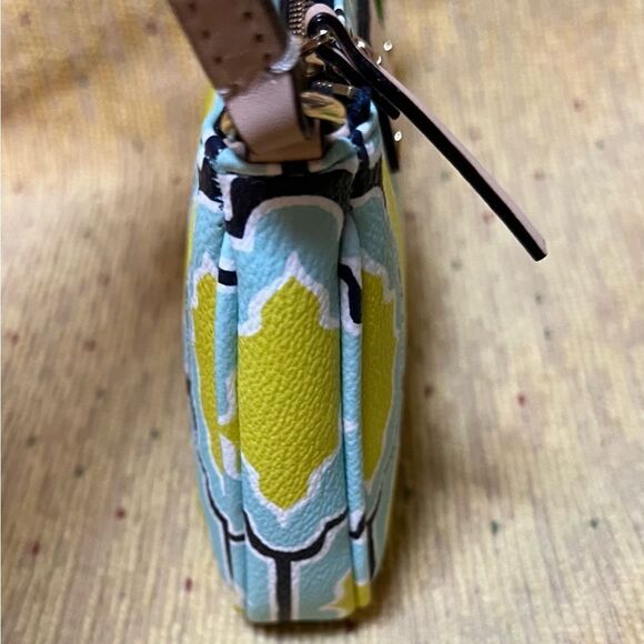KATE SPADE AUTHENTIC TEAL & YELLOW SUMMER PEBBLED LEATHER WRISTLET. NWT. - Picture 6 of 9